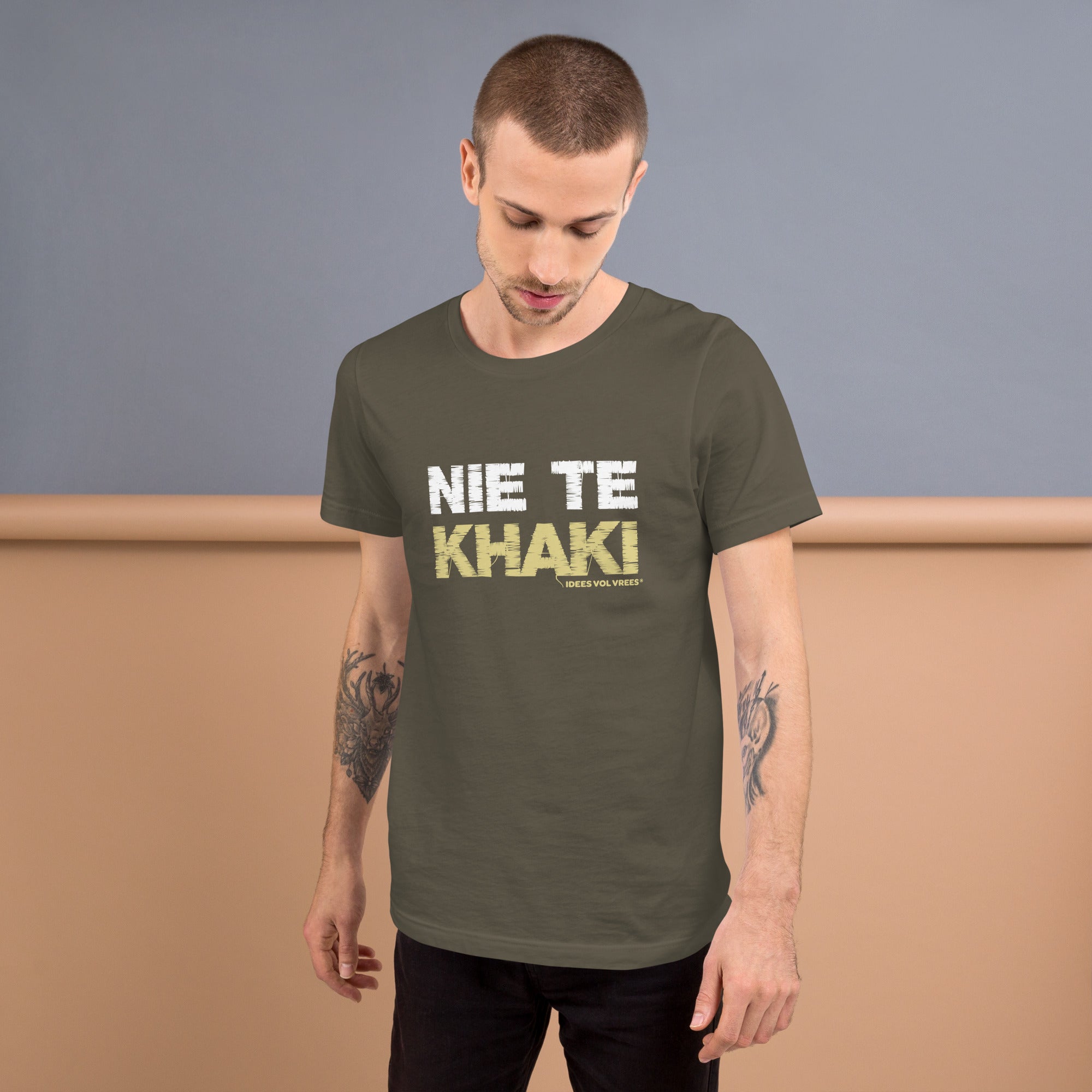 [INTERNASIONAAL] Idees Vol Vrees® Nie Te Khaki Men's T-shirt